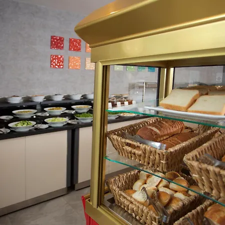 酒店 Bulvar
