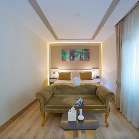 Hotel Bulvar 4*