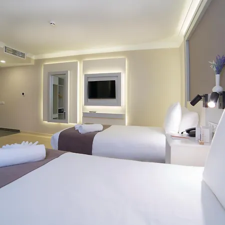 Bulvar Hotel
